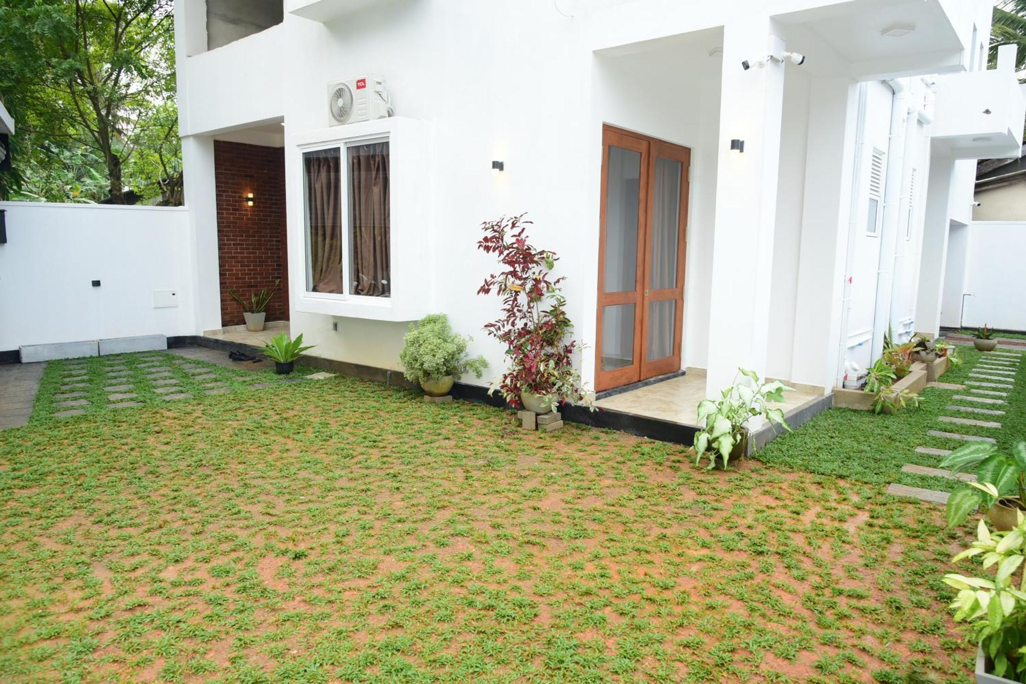 Ocean Ripples Hotel Hikkaduwa Luaran gambar